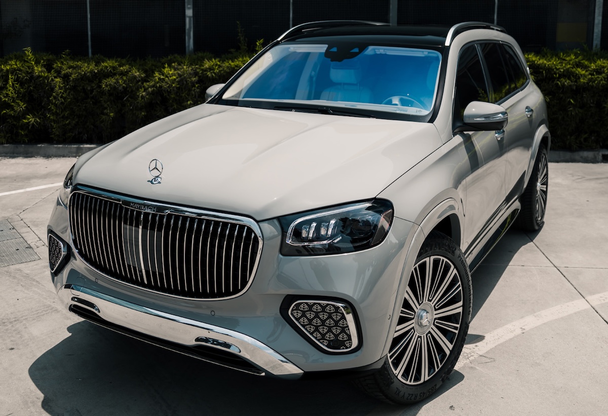 Mercedes-Maybach GLS 600 Rental in Miami: Chauffeur-Grade Comfort in an SUV hero image