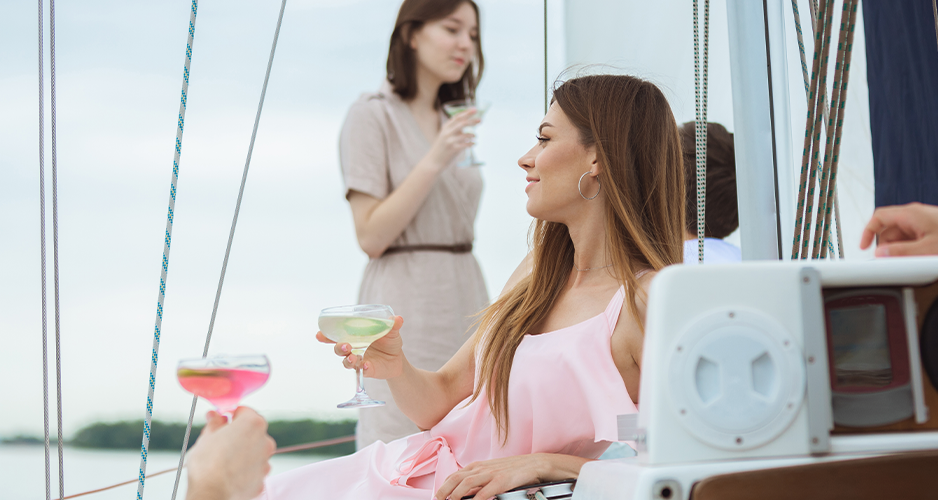 From Biscayne Bay to the Bahamas: The Ultimate Miami Yacht Day-Trip Guide hero image