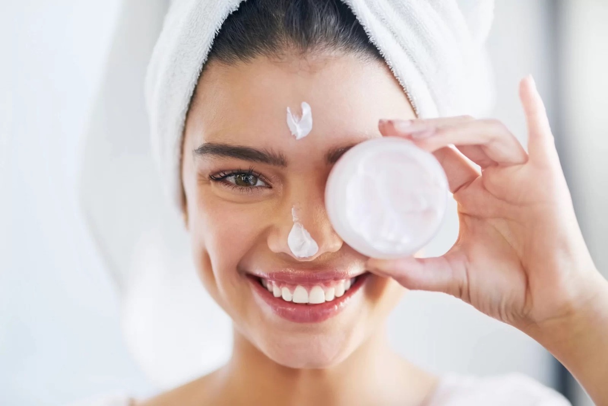 How to Achieve Korean Glass Skin in the U.S.: The Secret to a Clear, Radiant Glow hero image